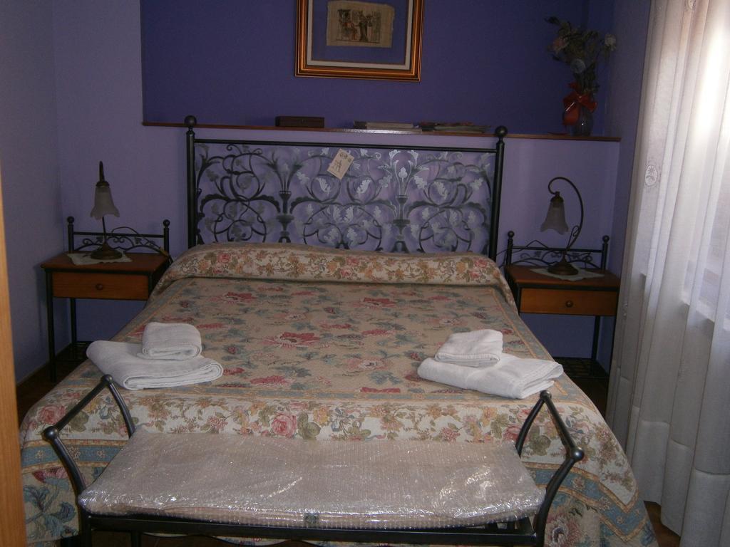 Double Room Private Bathroom