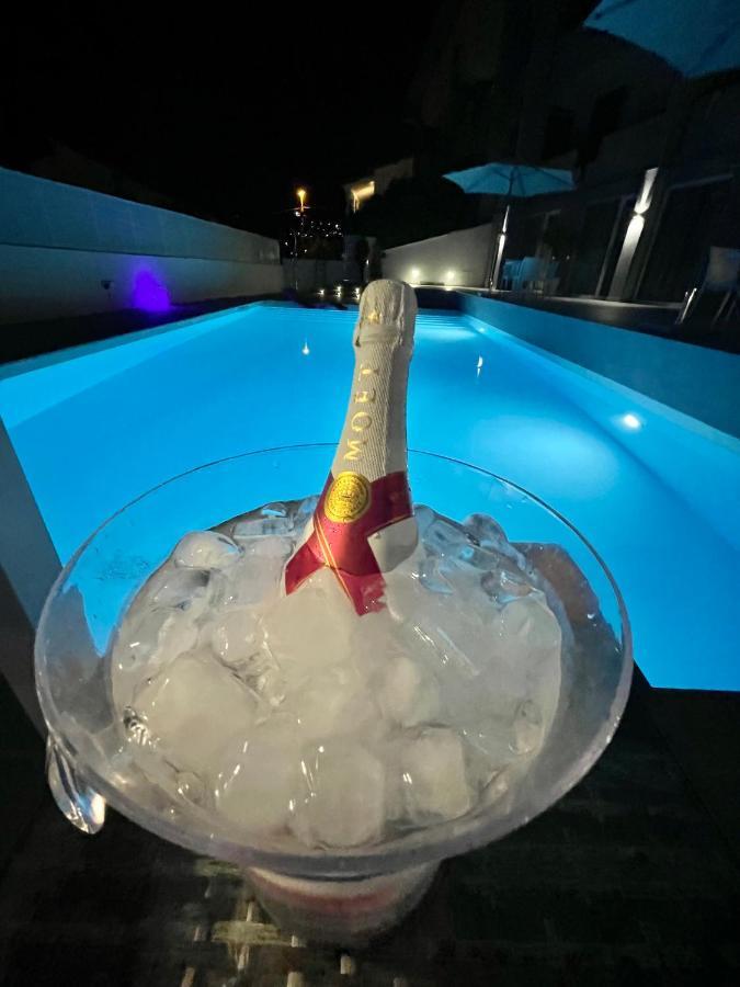 King Room Pool View