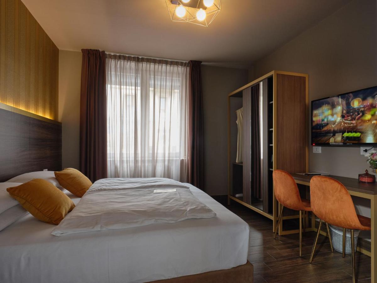 Superior Double Room,1329626183:JPEG