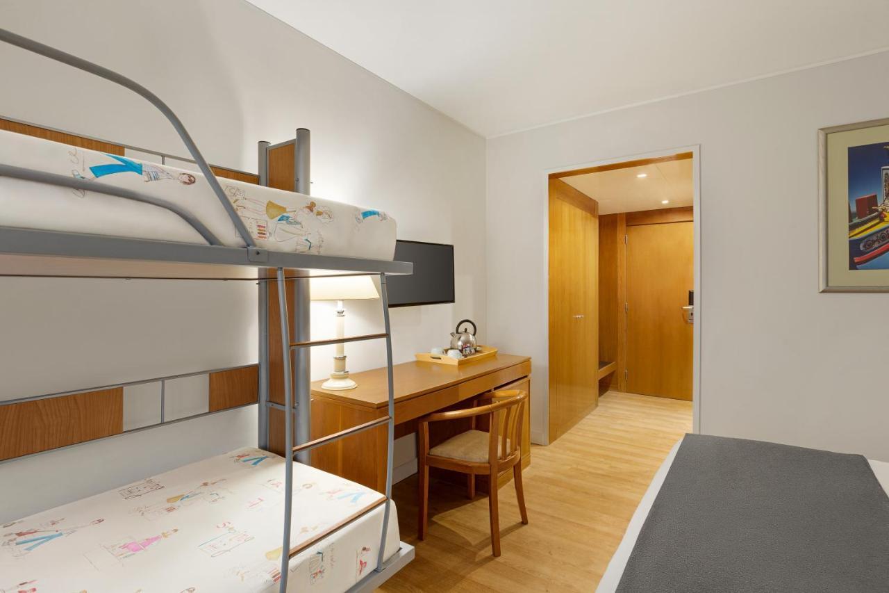 1 King Bed 1 Bunk Bed Non Smoking,1333527635:JPEG