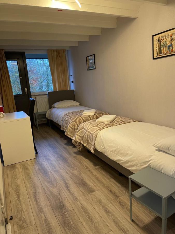 Economy Twin Room,1296369070:JPEG