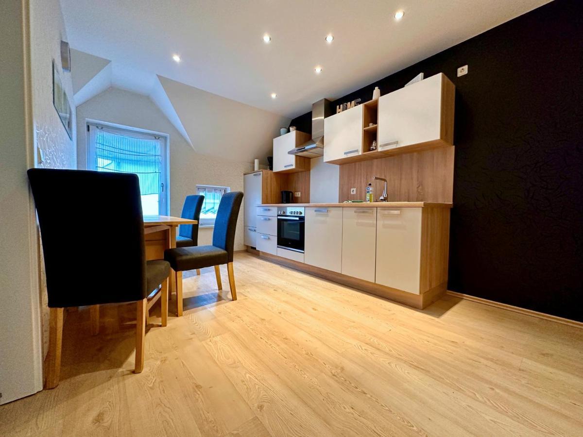 Comfort One-Bedroom Apartment,1327748159:JPEG