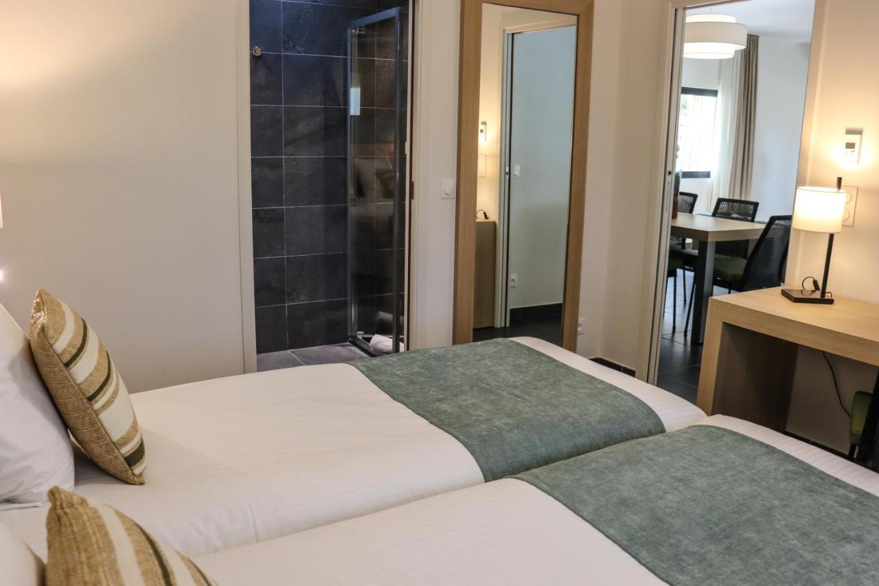 Luxury Beach House Rental,1327960730:JPEG