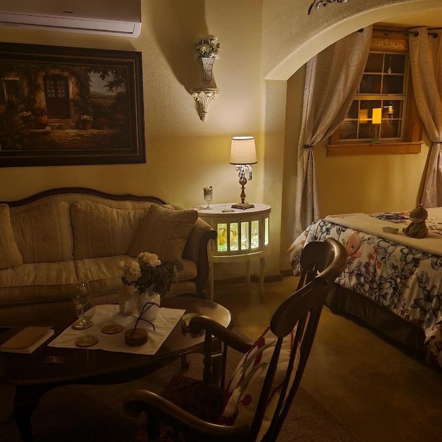 Aschenputtel Two-Bedroom Cottage