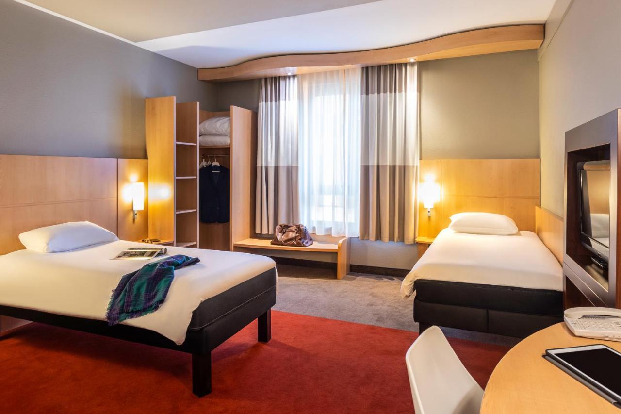 Double Room Two Single Beds