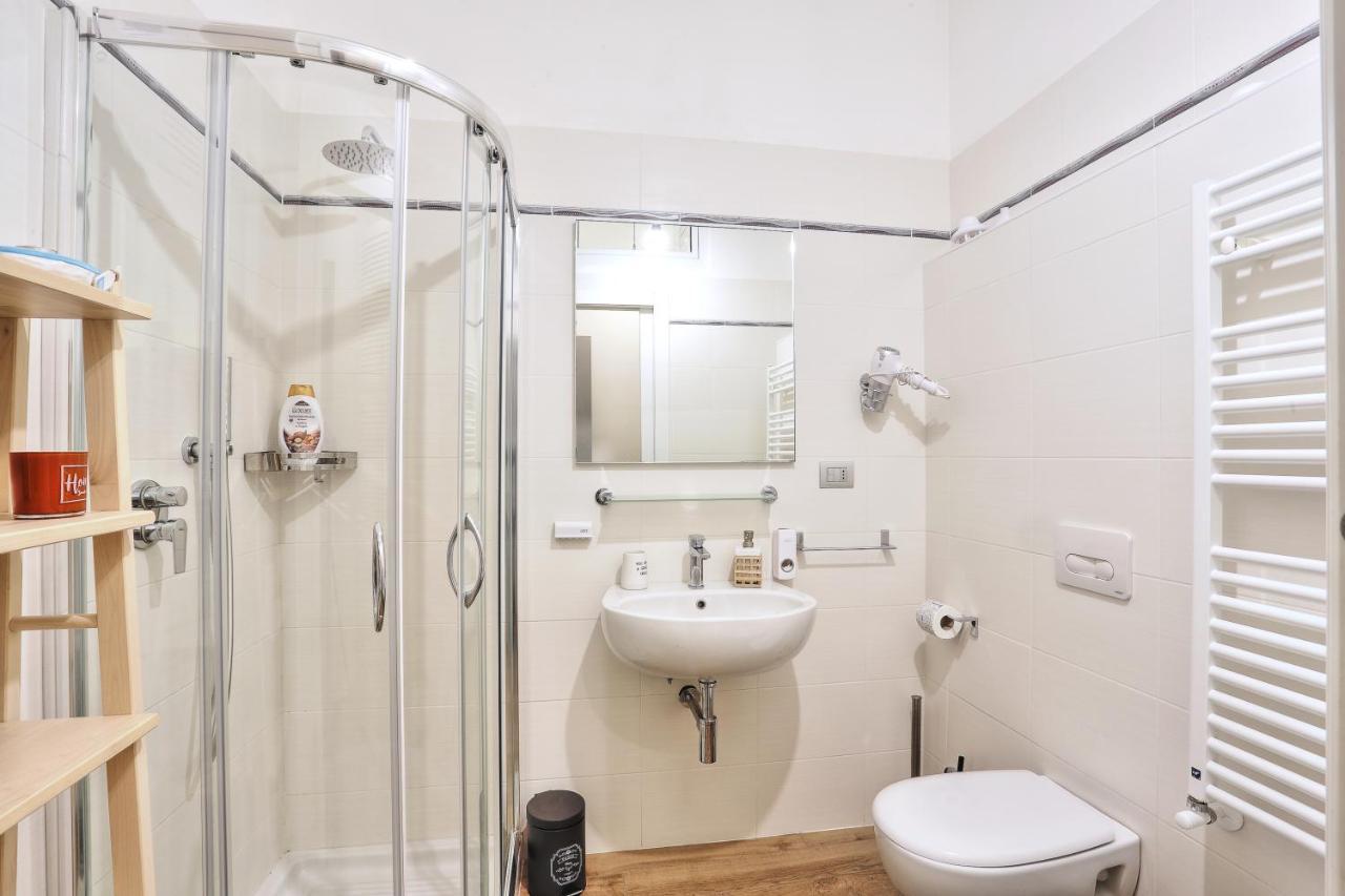 Quadruple Room Private External Bathroom
