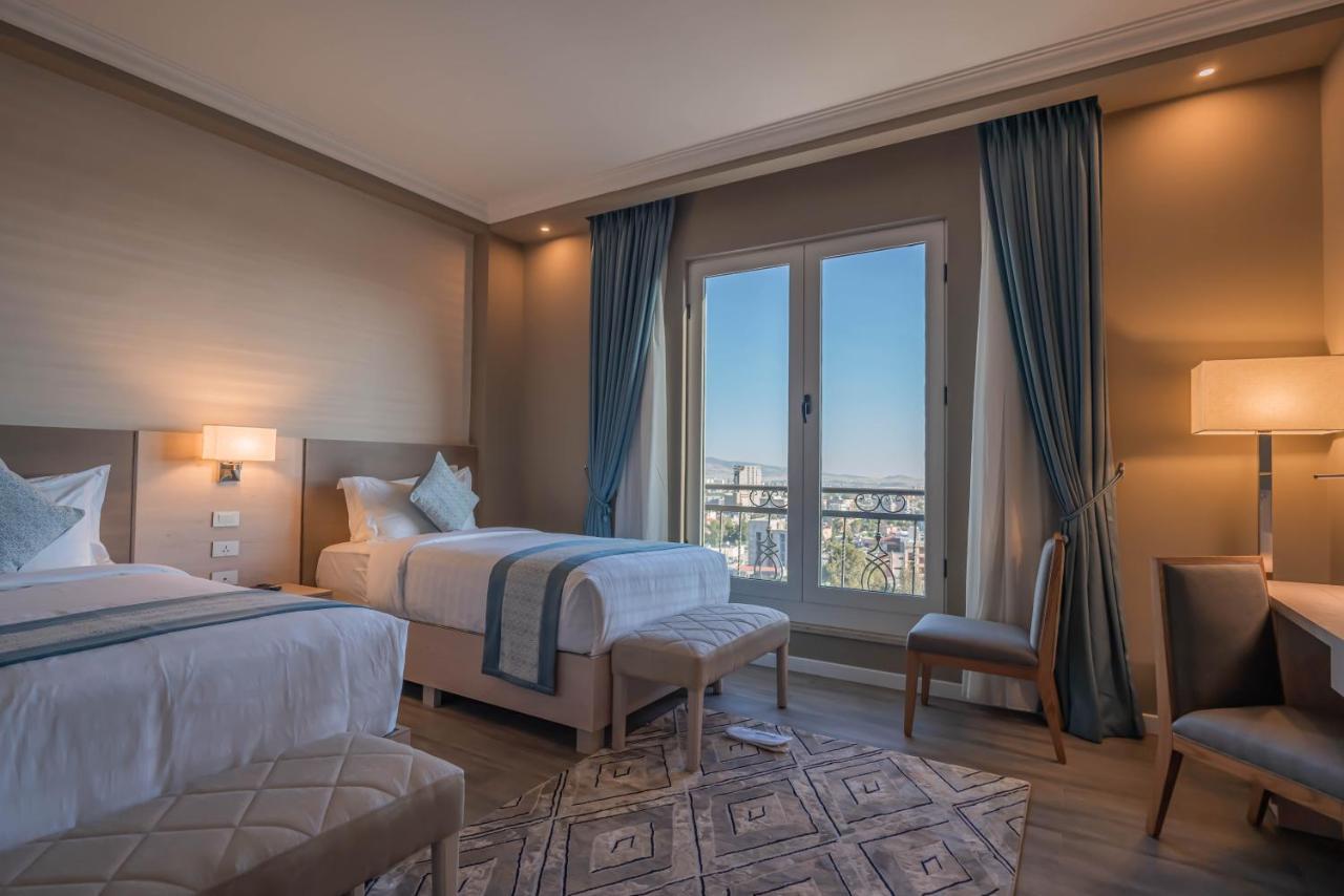 Twin Room,1328544560:JPEG
