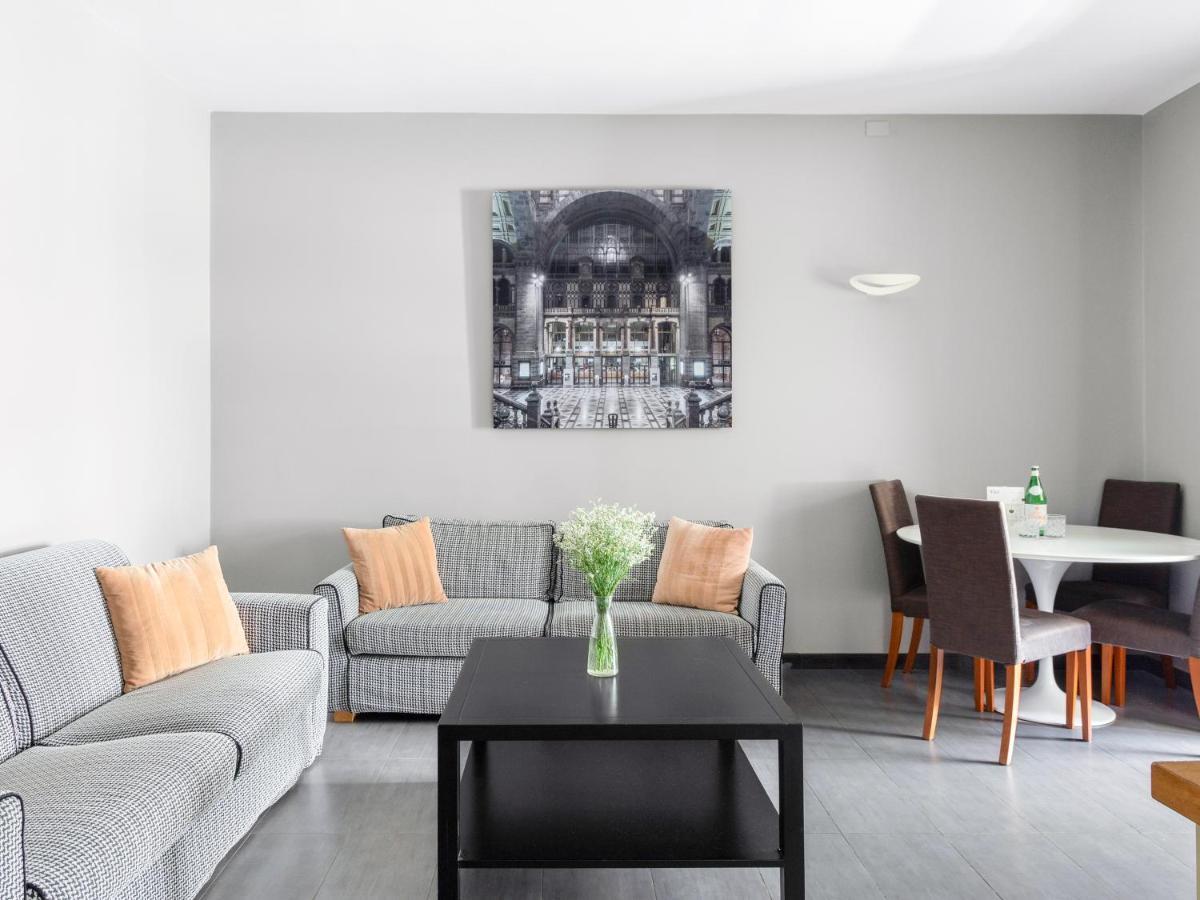Large 2 Bedroom Apartment