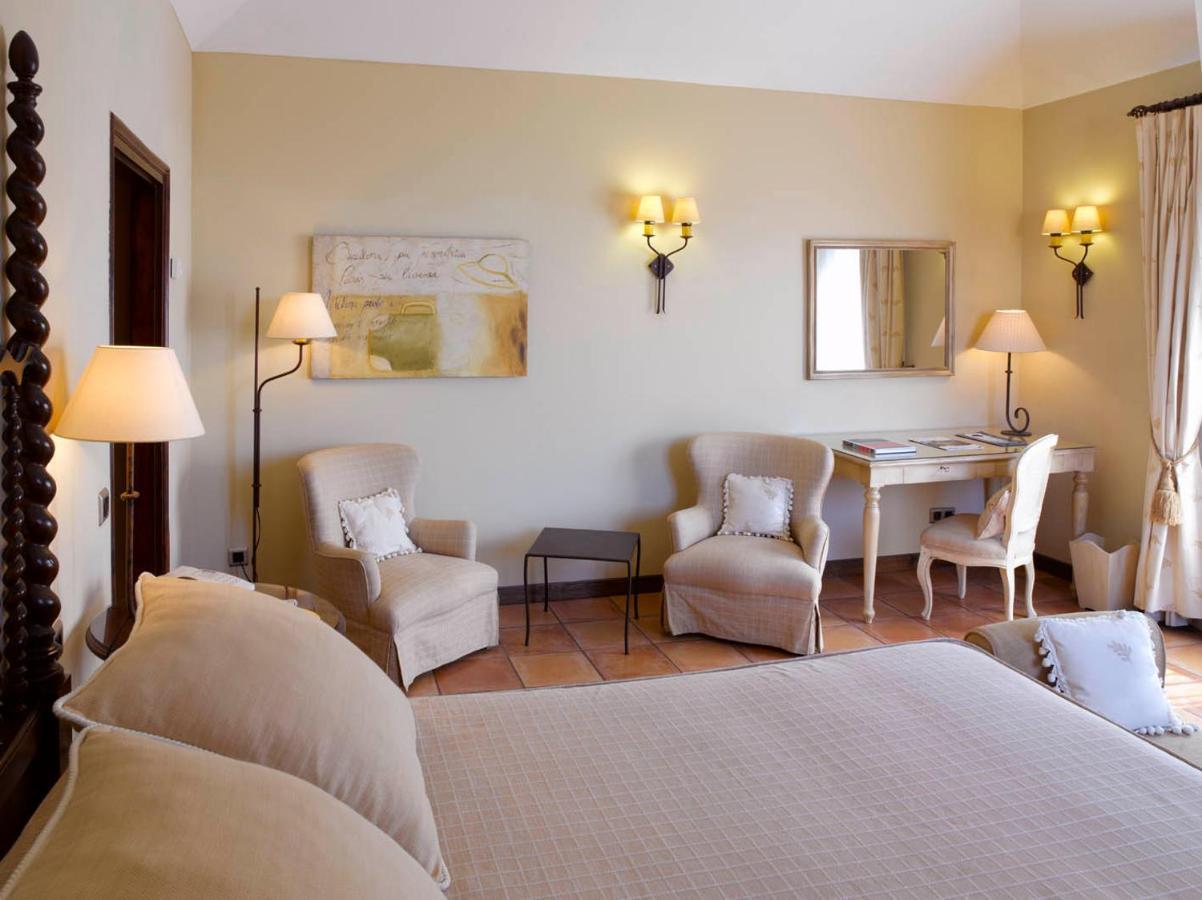 Classic Twin Room