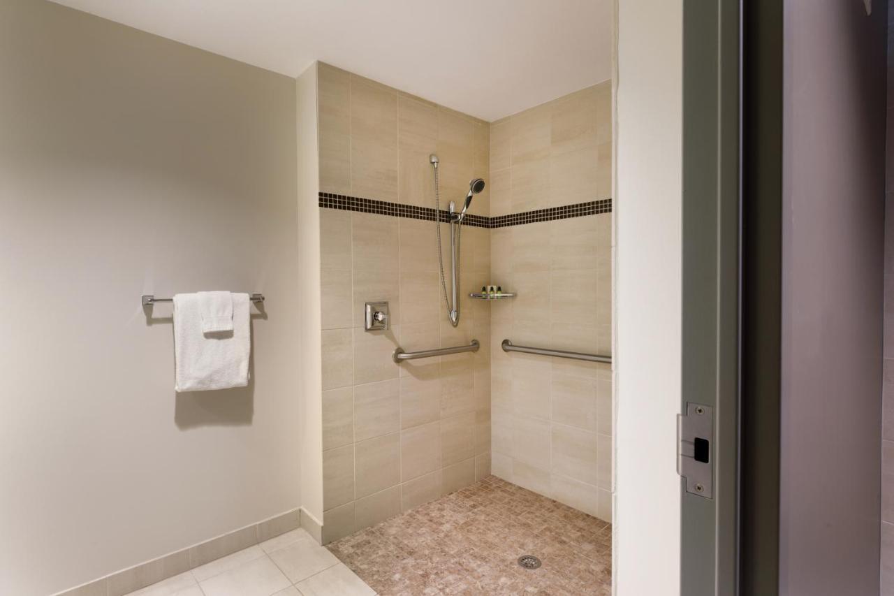 Corner King Room Transfer Shower Mobility or Hearing Access