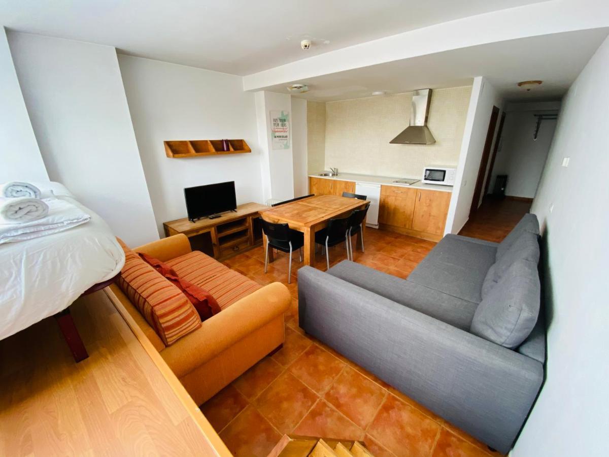 Two-Bedroom Apartment,1330356278:JPEG