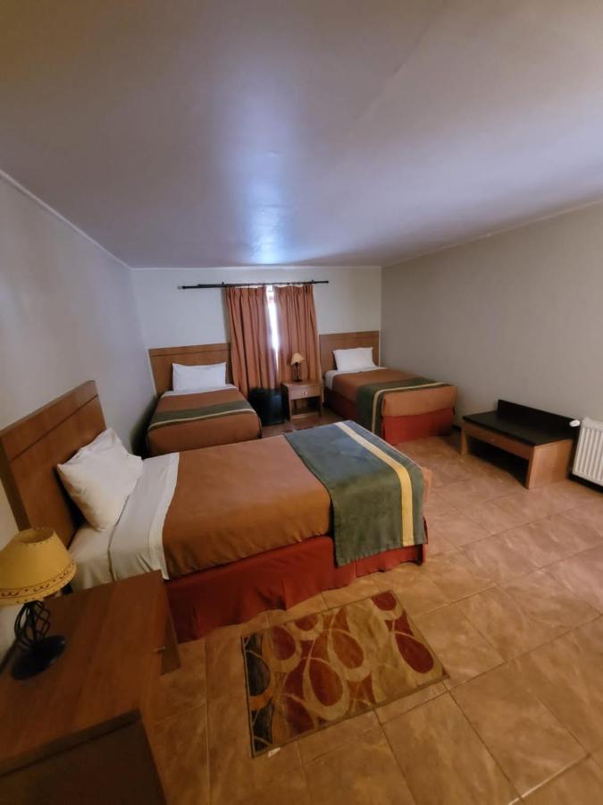 Dreibettzimmer mit Bad