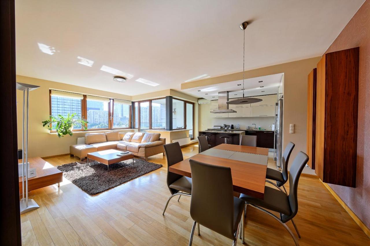 Superior Apartment,1334081486:JPEG