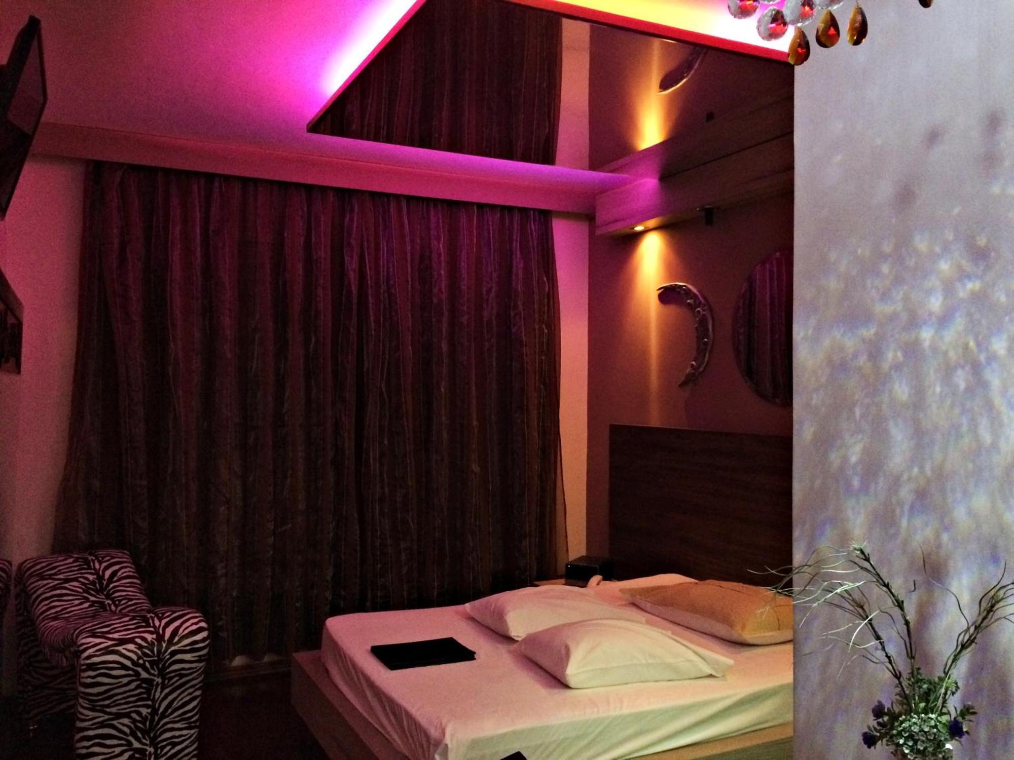 Double Room Spa Bath,133373964:JPEG