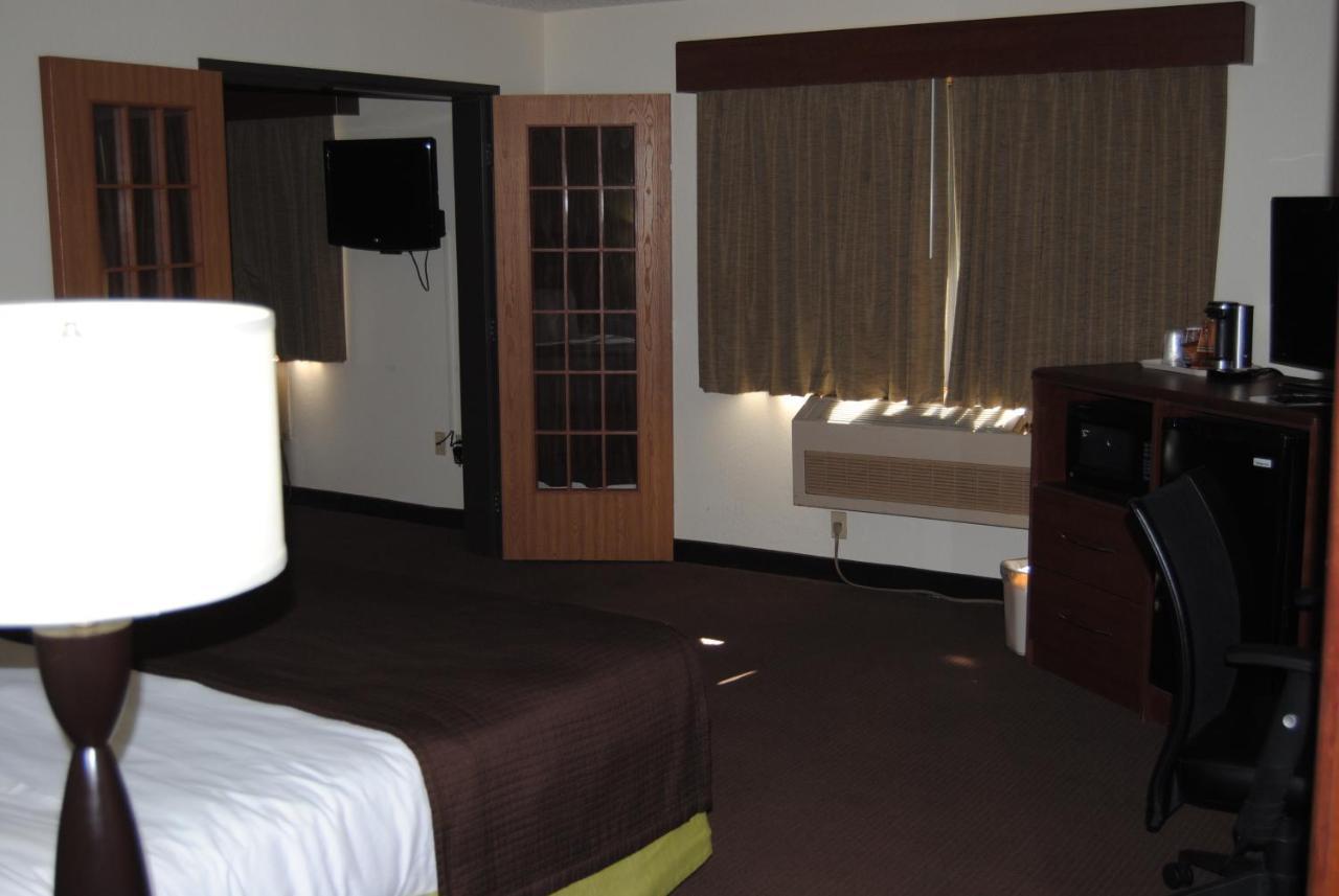 Two Room Suite Second Floor or Non-Smoking