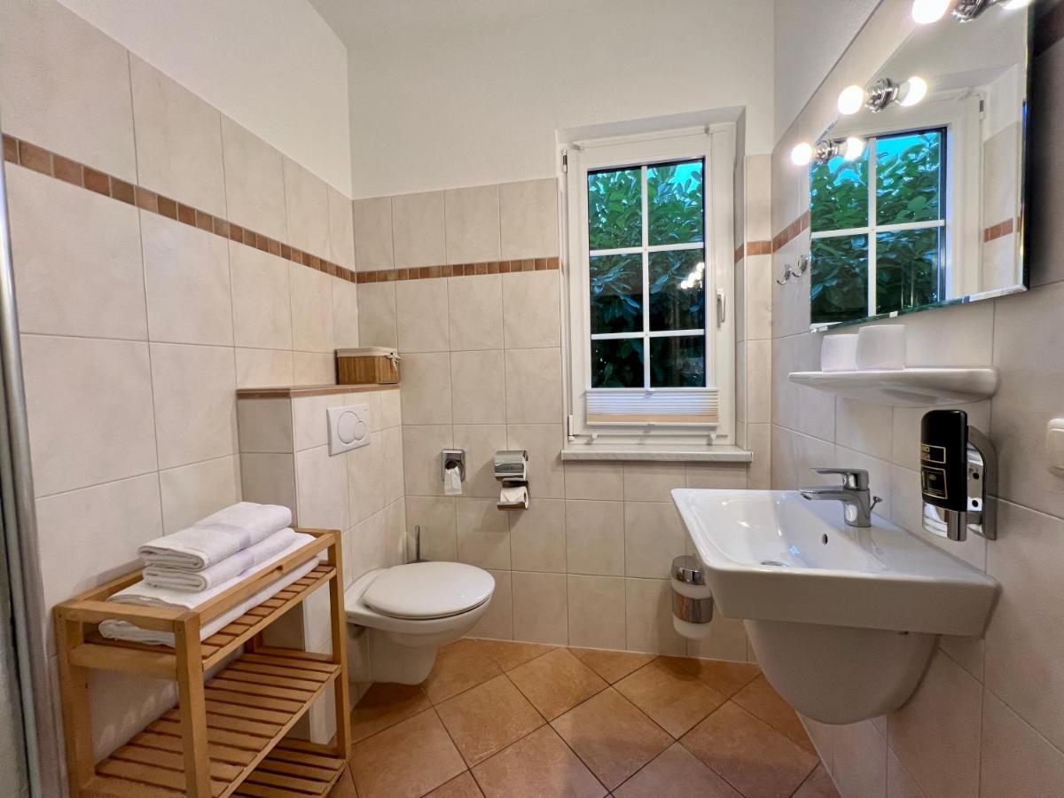 Single Room Terrace,1333672571:JPEG