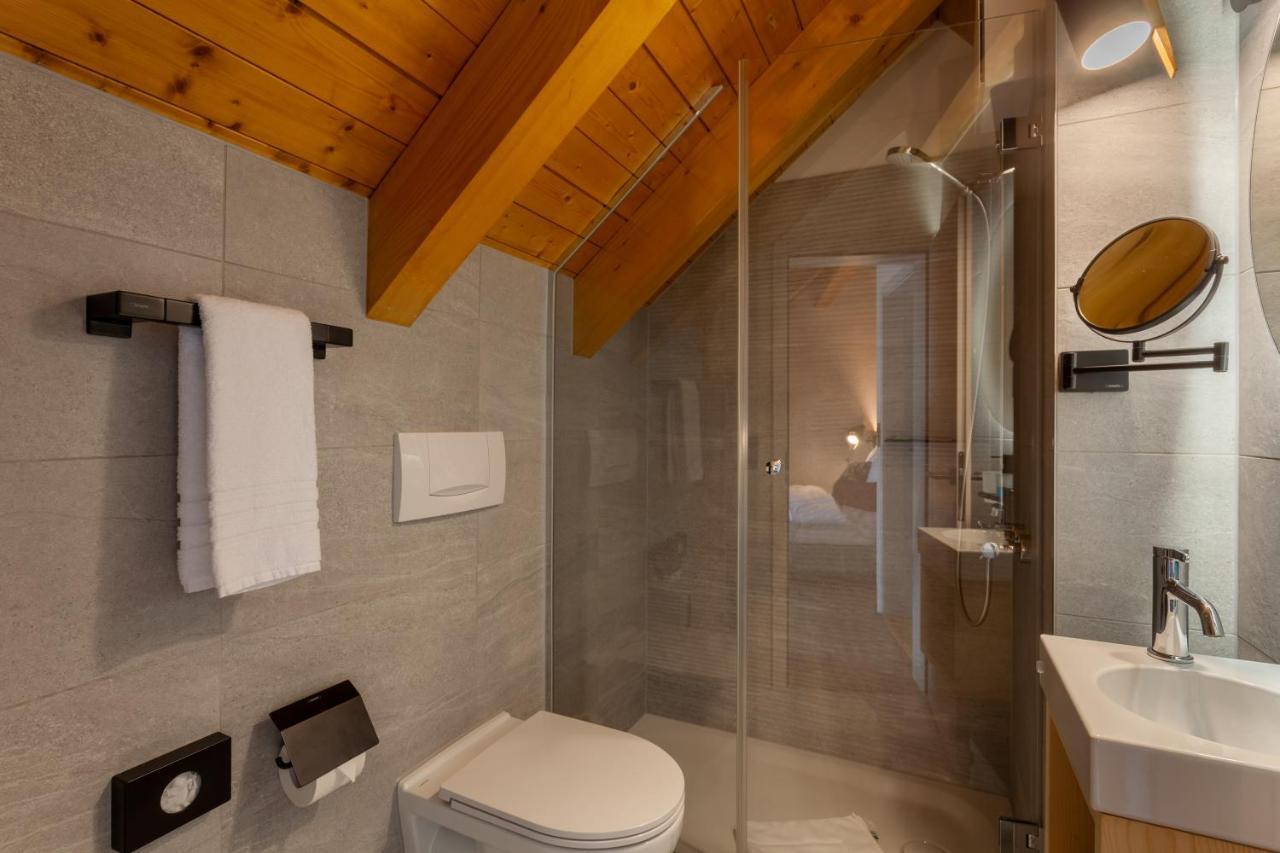 Standard Single Room,1333672658:JPEG