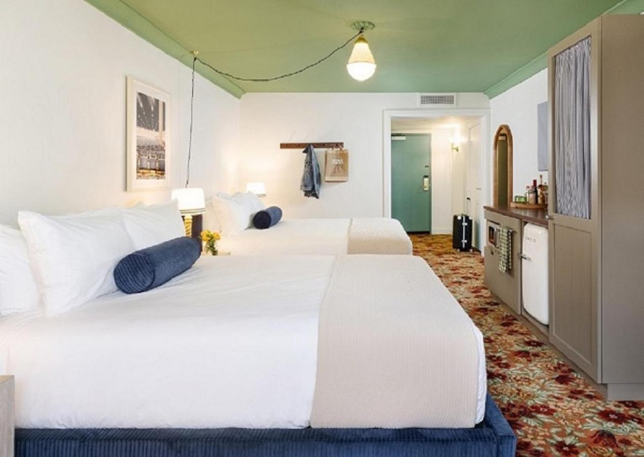 Deluxe Queen Room Two Queen Beds