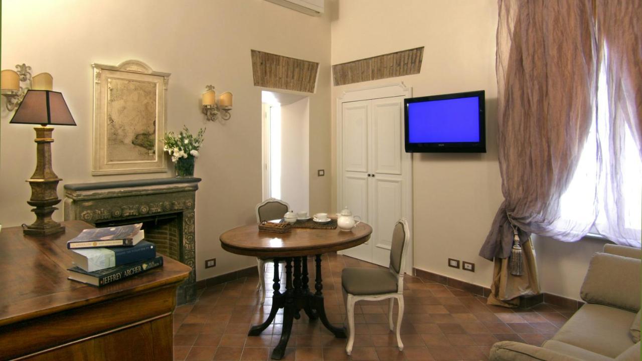 One-Bedroom Apartment Annex Building Via di Ripetta 70