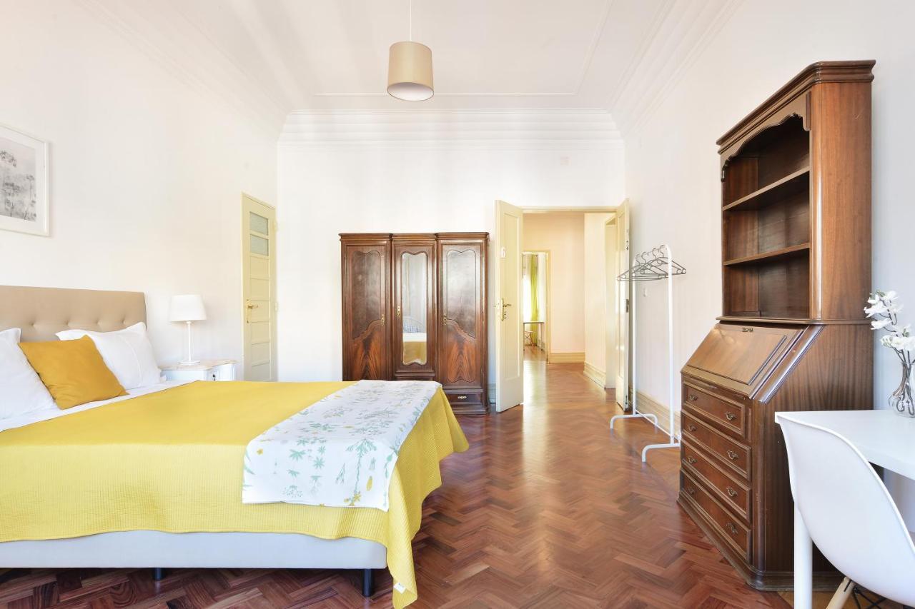 Large Double Room