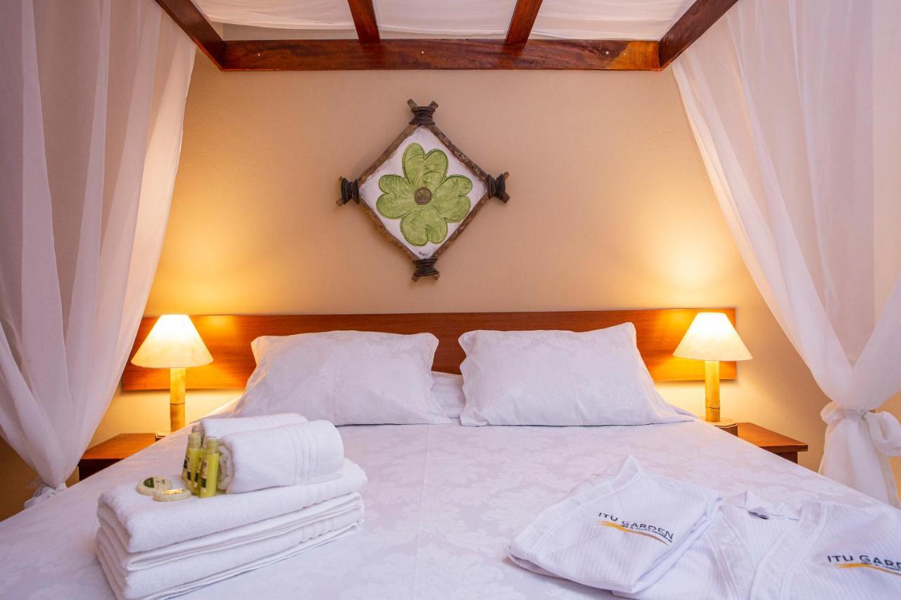 Deluxe Room,1334121158:JPEG