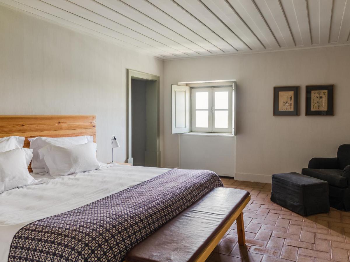 Two-Bedroom House - Yard,1446590569:JPEG