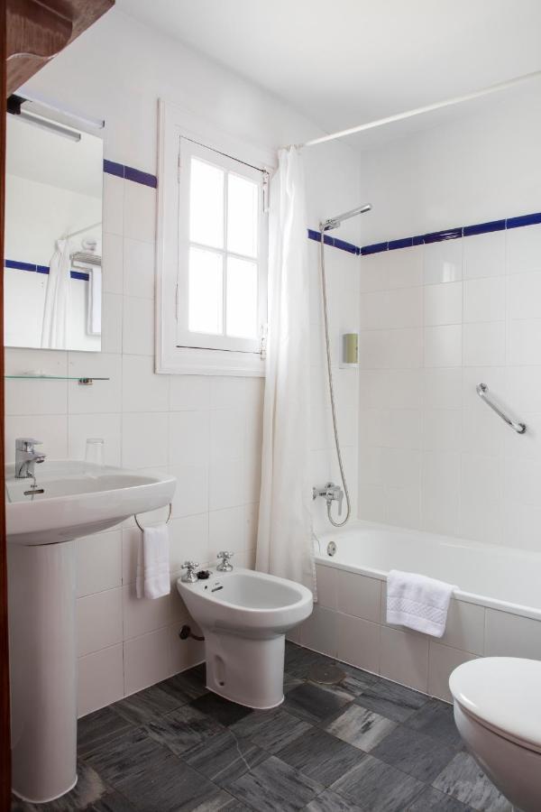 Budget Double Room,1334262950:JPEG