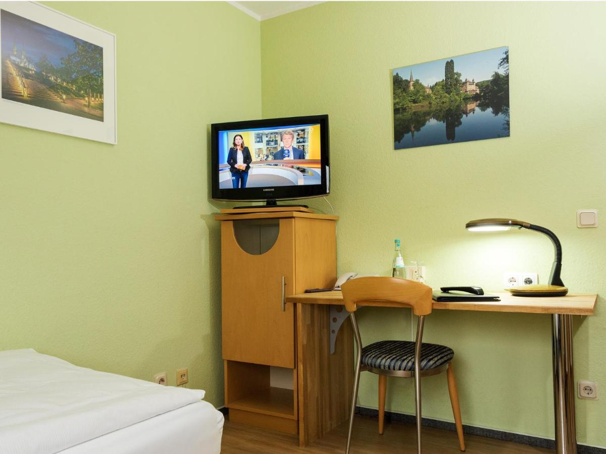 Economy Single Room