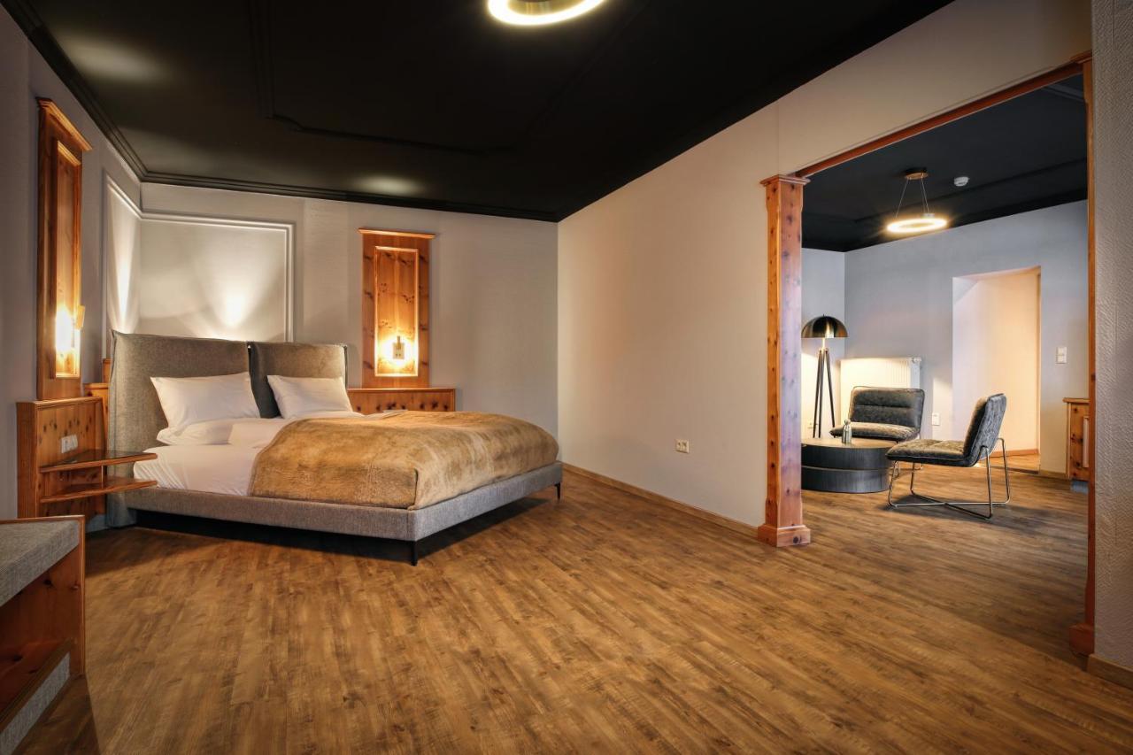 One-Bedroom Suite,1362343415:JPEG