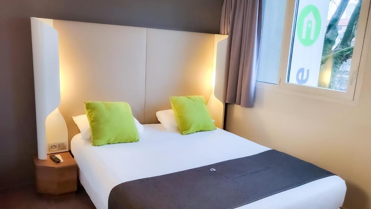 Standard Quadruple Room,1273893028:JPEG