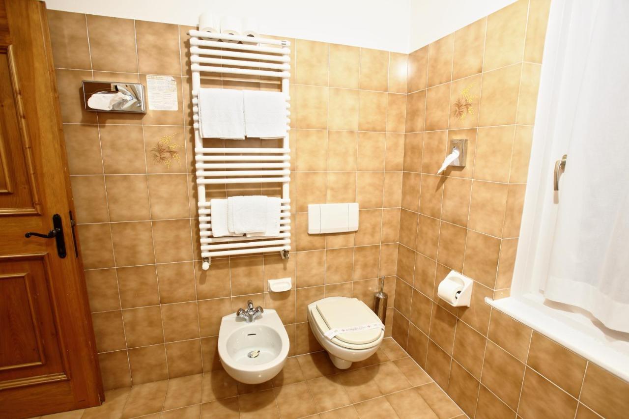 Economy Triple Room Annex,1338483668:JPEG