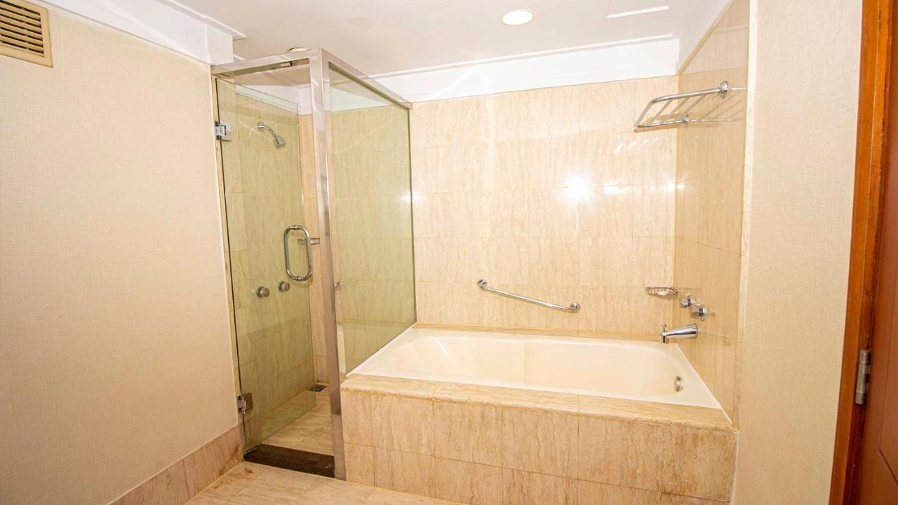Plaza Club Suite,1338594797:JPEG