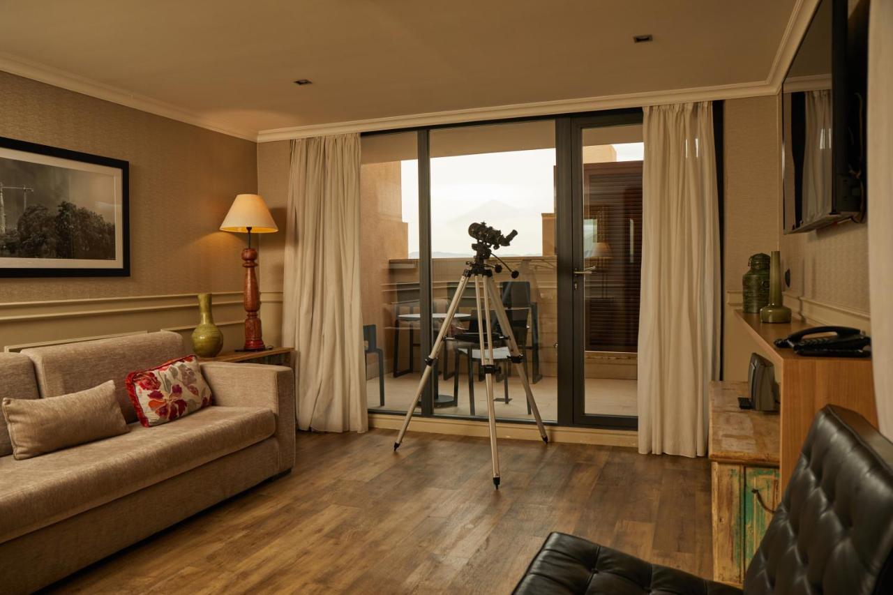 Sagrada Familia Suite,1338666749:JPEG