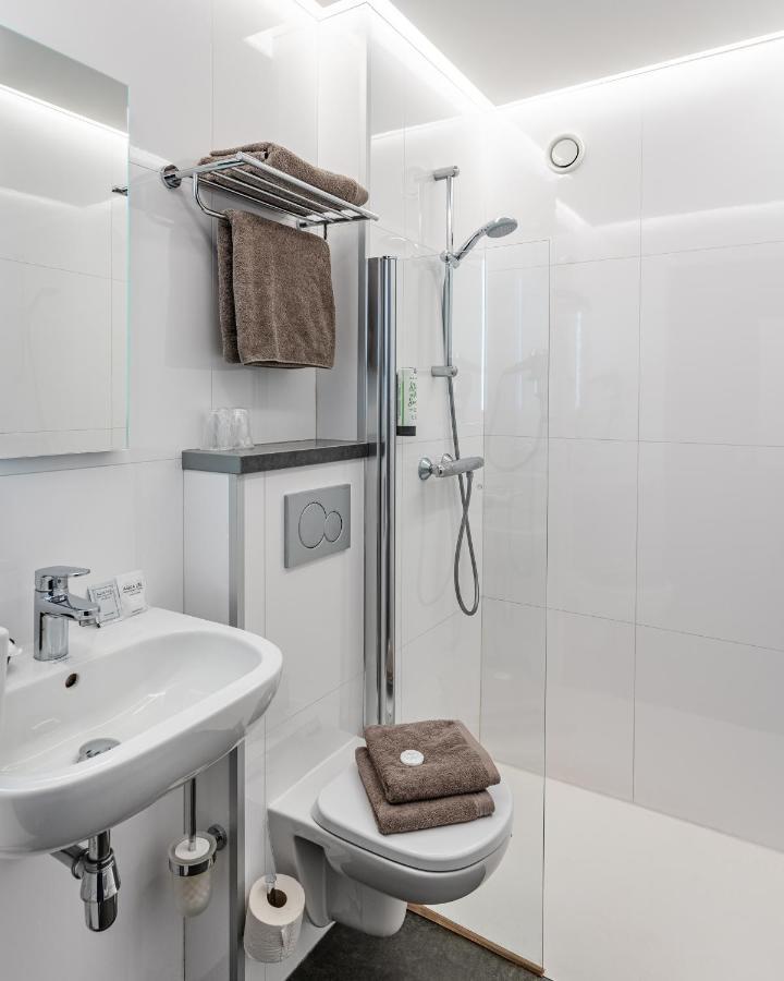 Triple Room,1128546414:JPEG