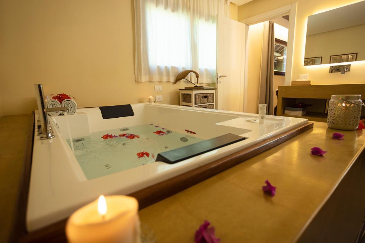 King Room Pool View