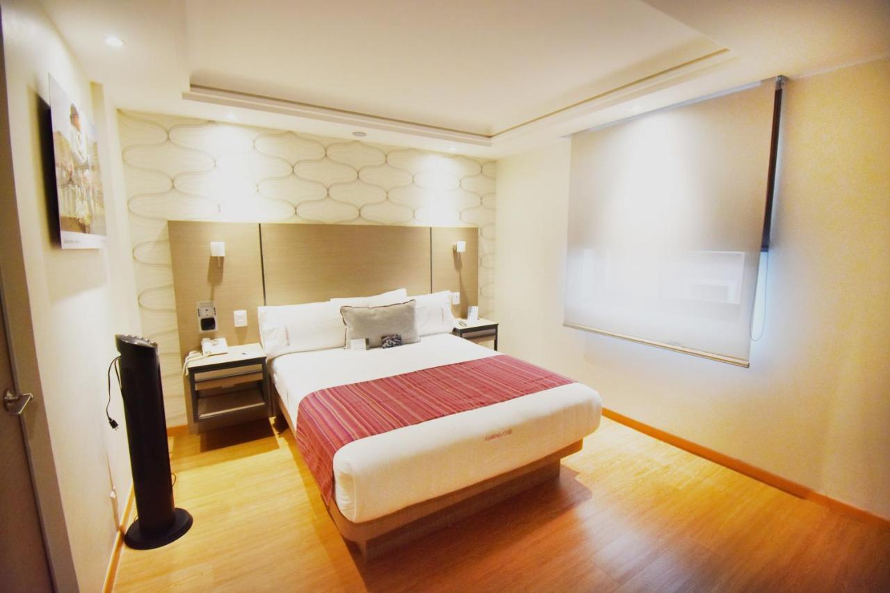 Standard Queen Room
