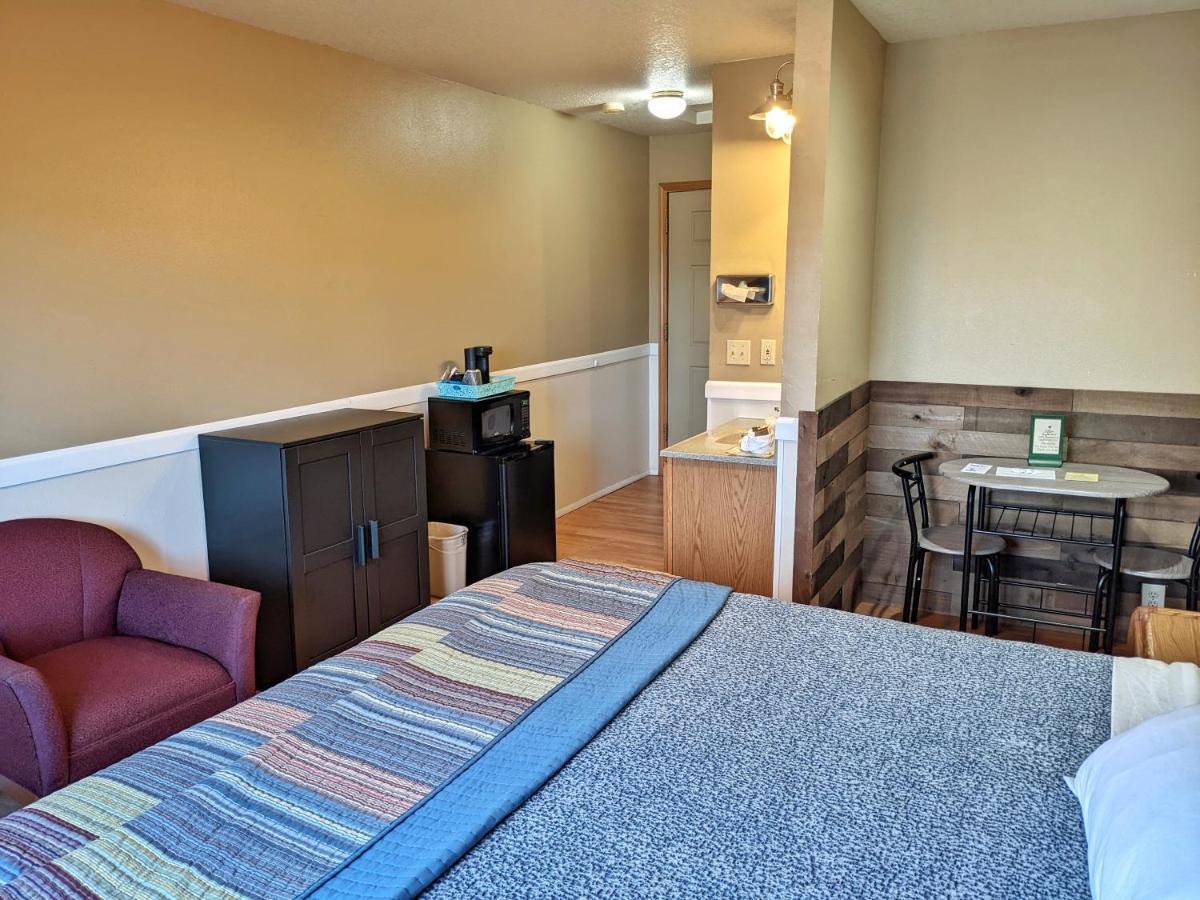 Deluxe King Room Dog Friendly