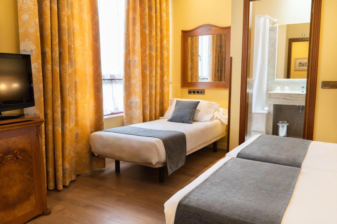 Budget Triple Room
