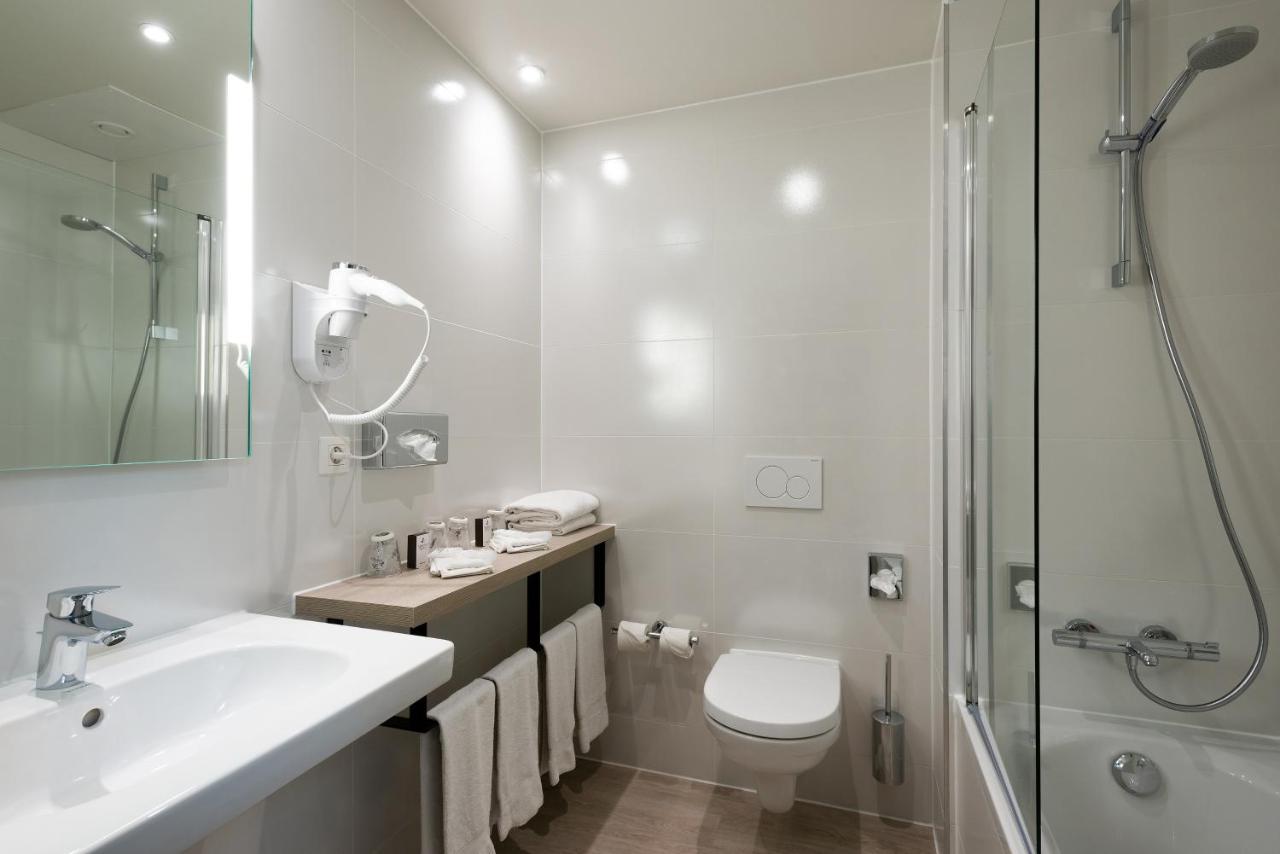 Comfort Twin Room Bath