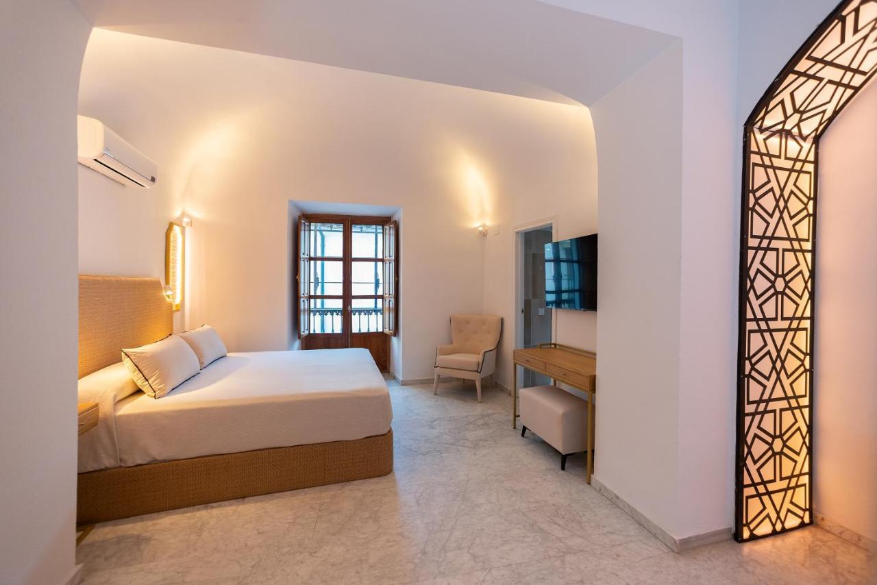 Junior Suite,1341029801:JPEG
