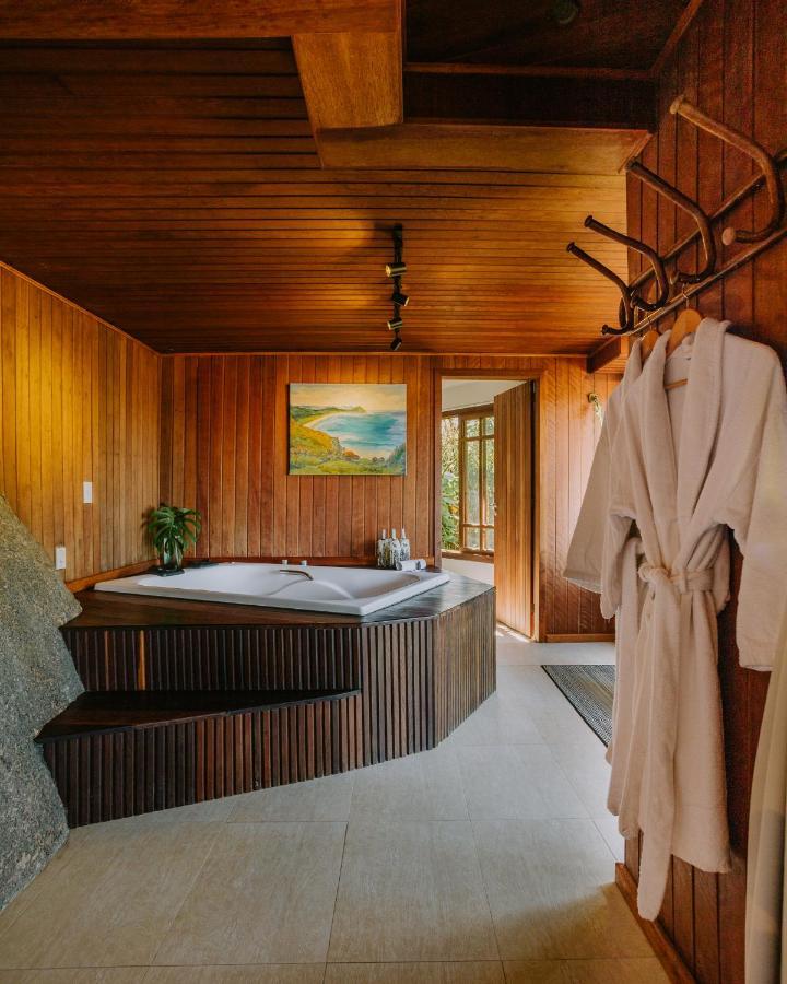 Suite Hot Tub