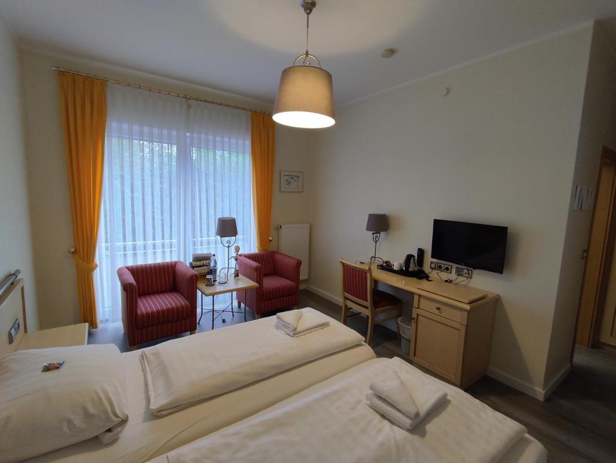 Double Room,1341387044:JPEG