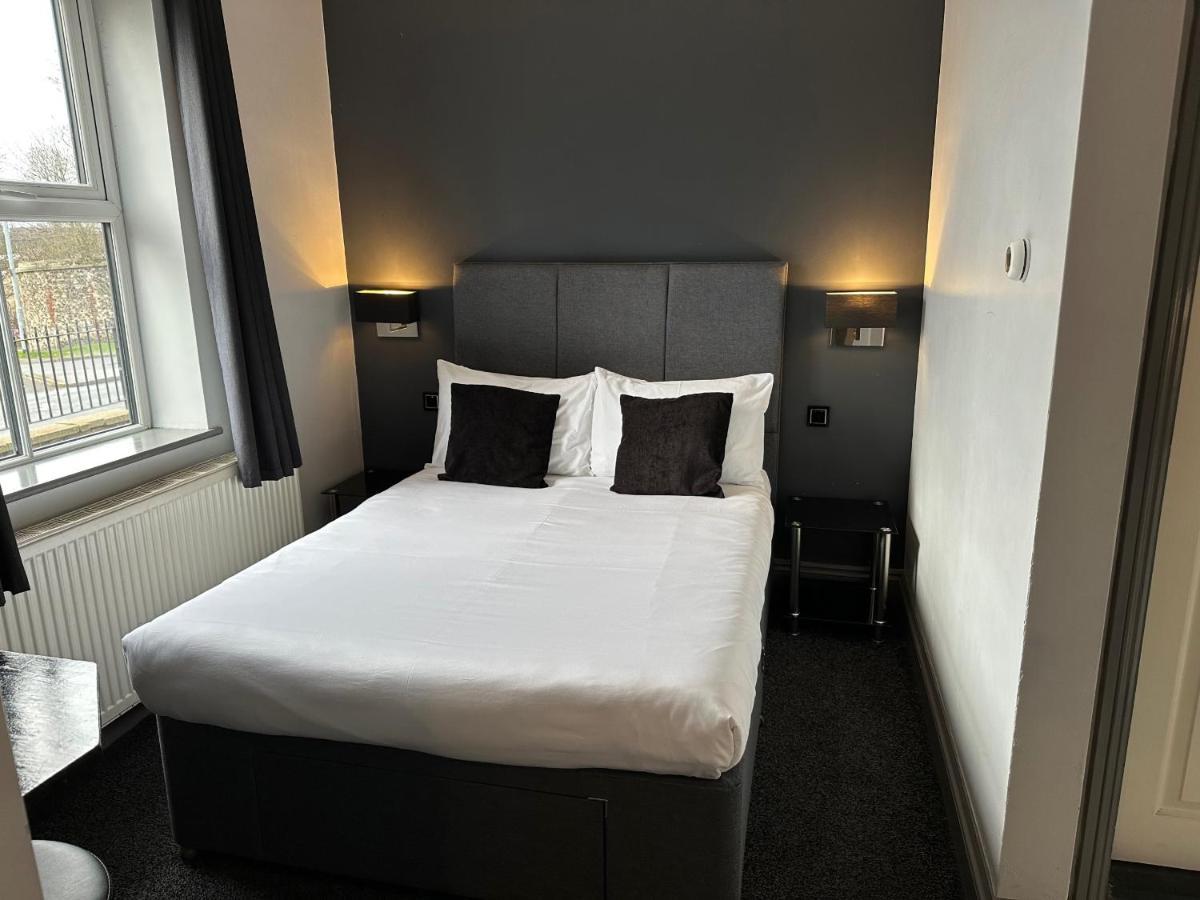 Double Room Private Bathroom