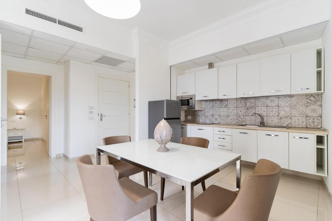 Apartment,1341765008:JPEG