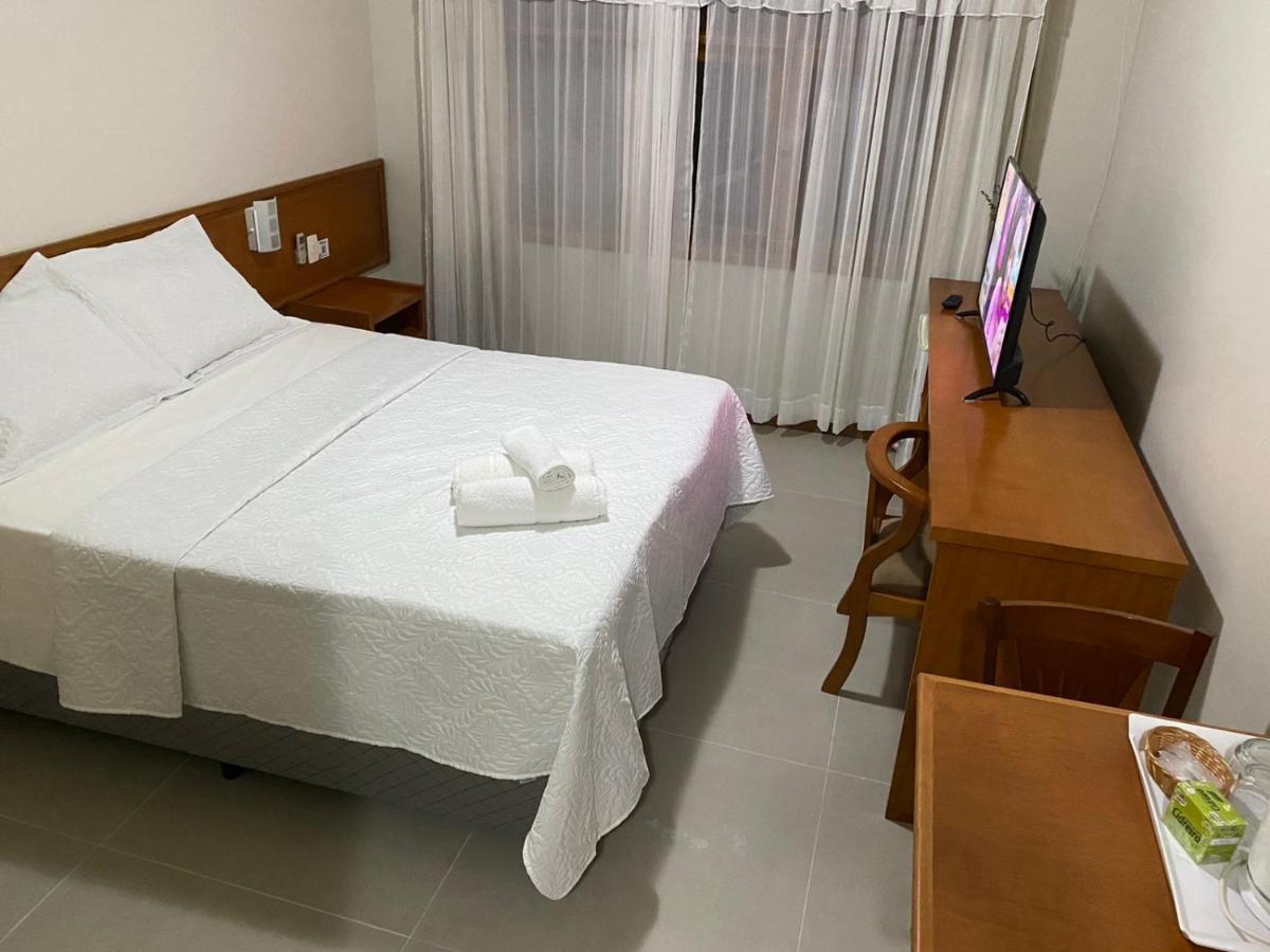 Luxury Suite,1344591701:JPEG