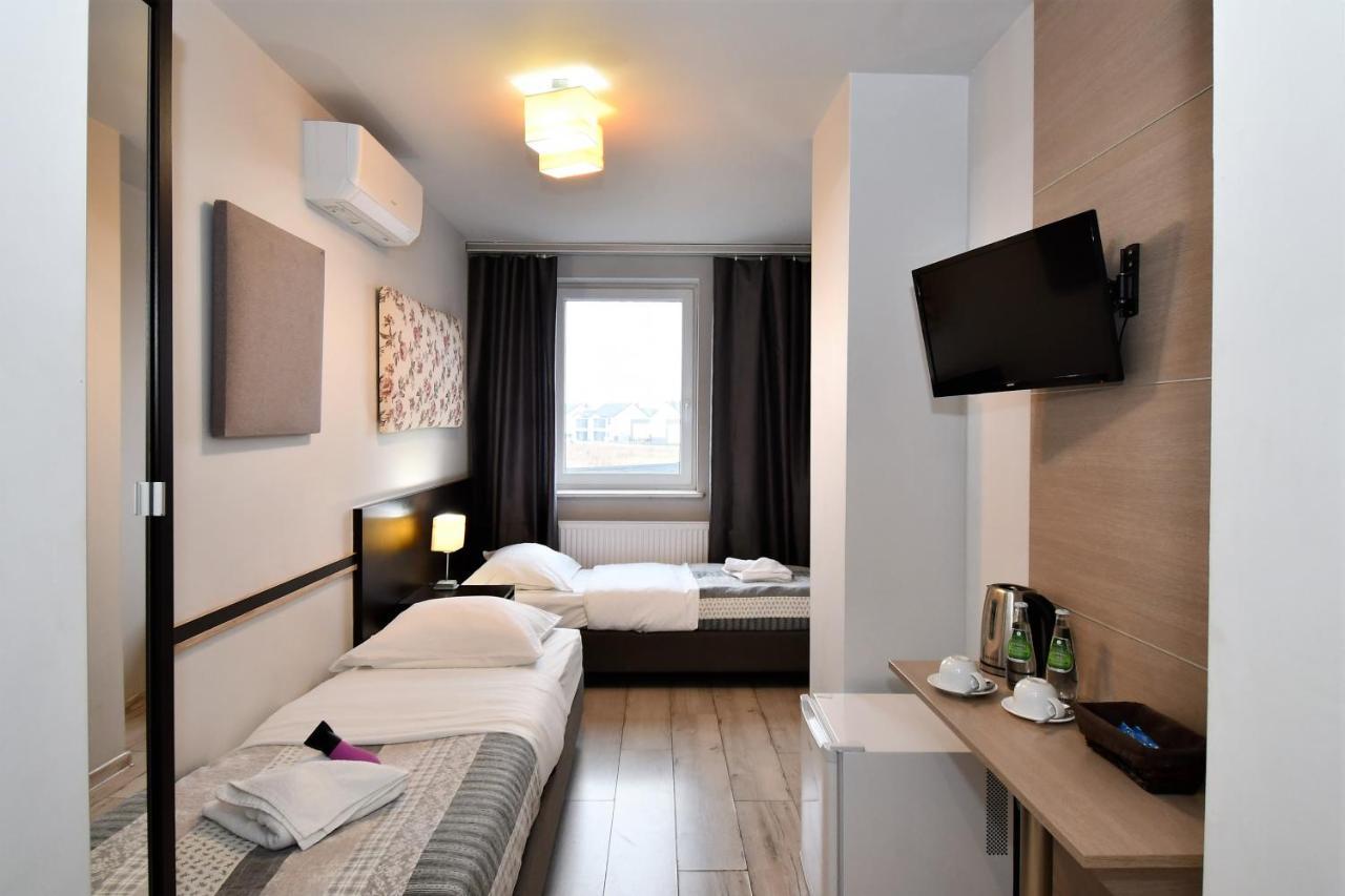 Double Room,1588460225:JPEG