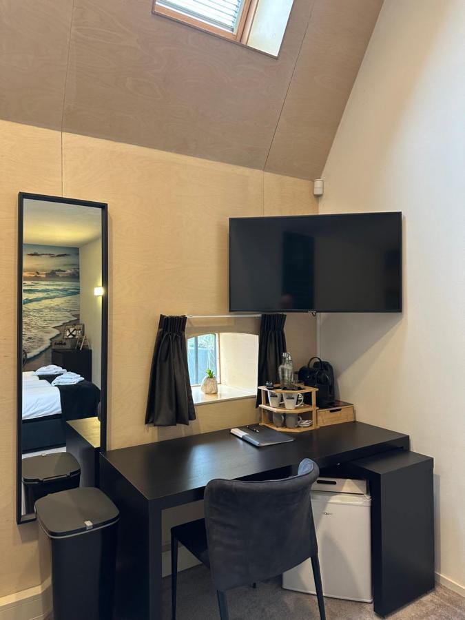 Double Room Private Bathroom