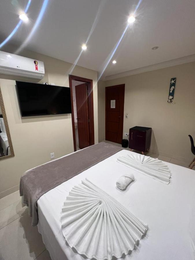 Deluxe Queen Suite
