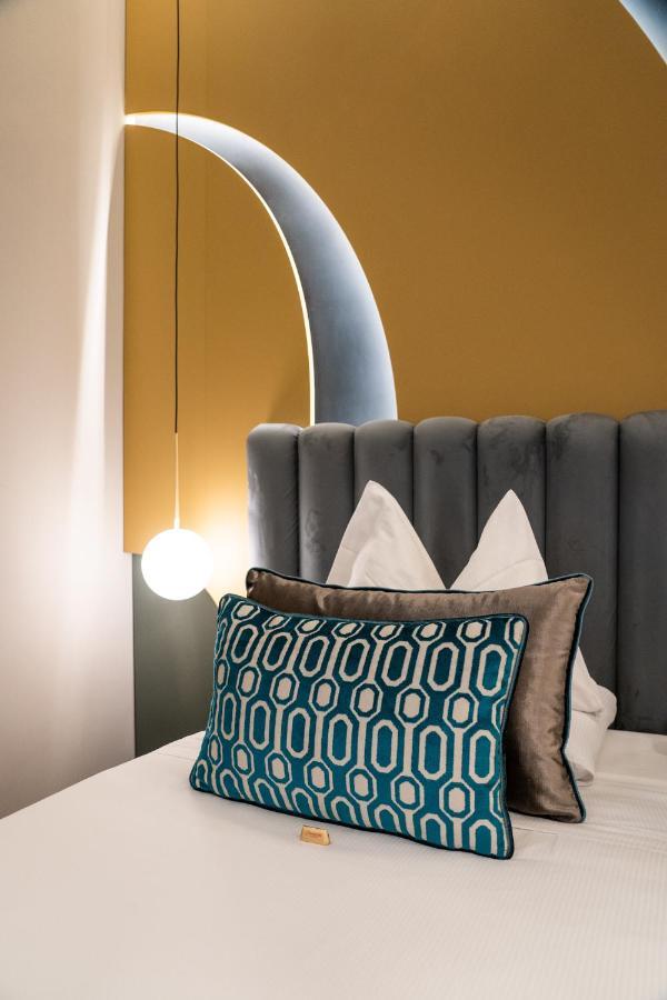 Superior Double Room Lateral Sea View