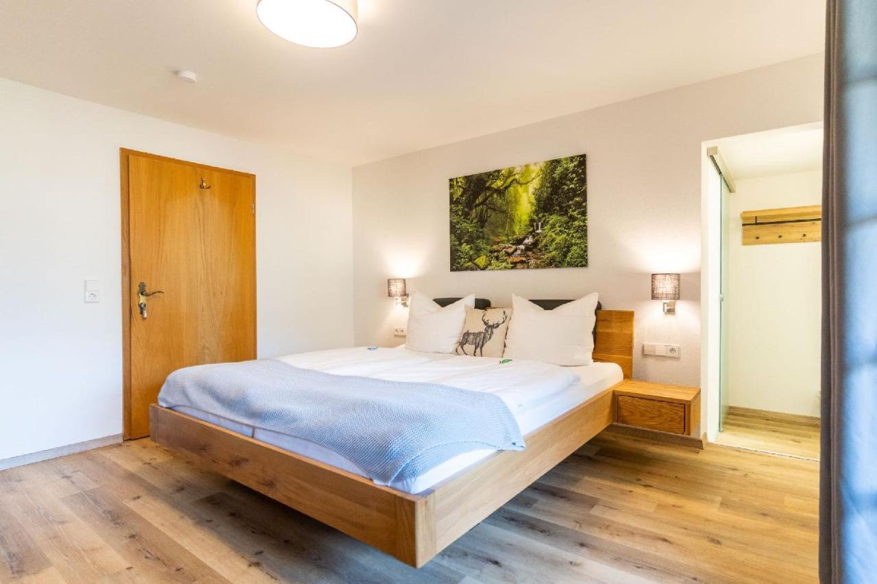 Double Room,1345129478:JPEG